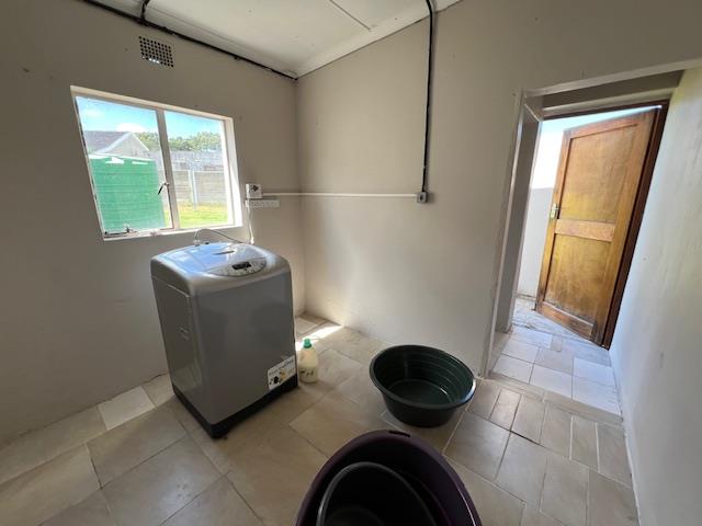 To Let 4 Bedroom Property for Rent in Kabega Park Eastern Cape